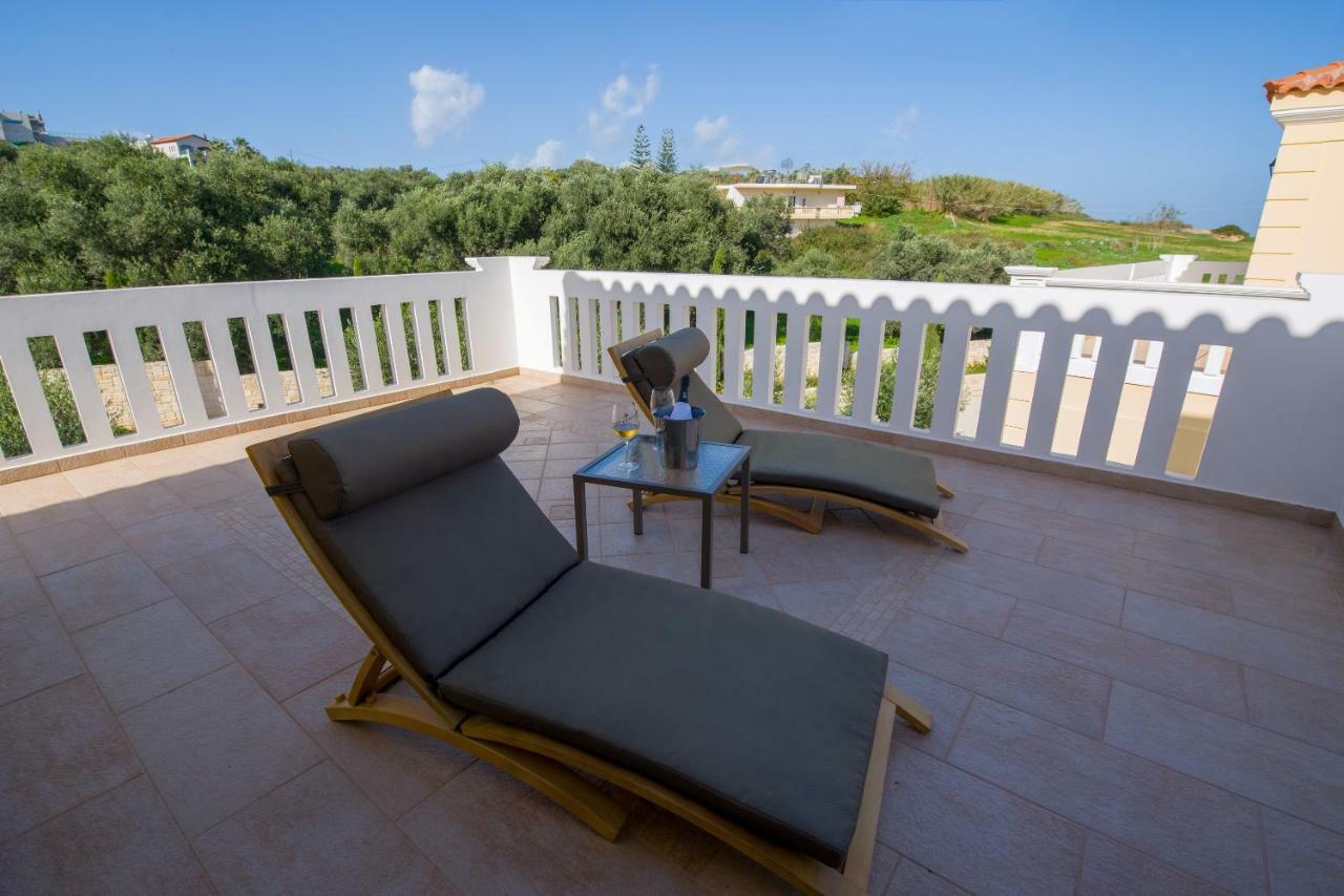 Casa Leone Suites Stalos Exterior photo